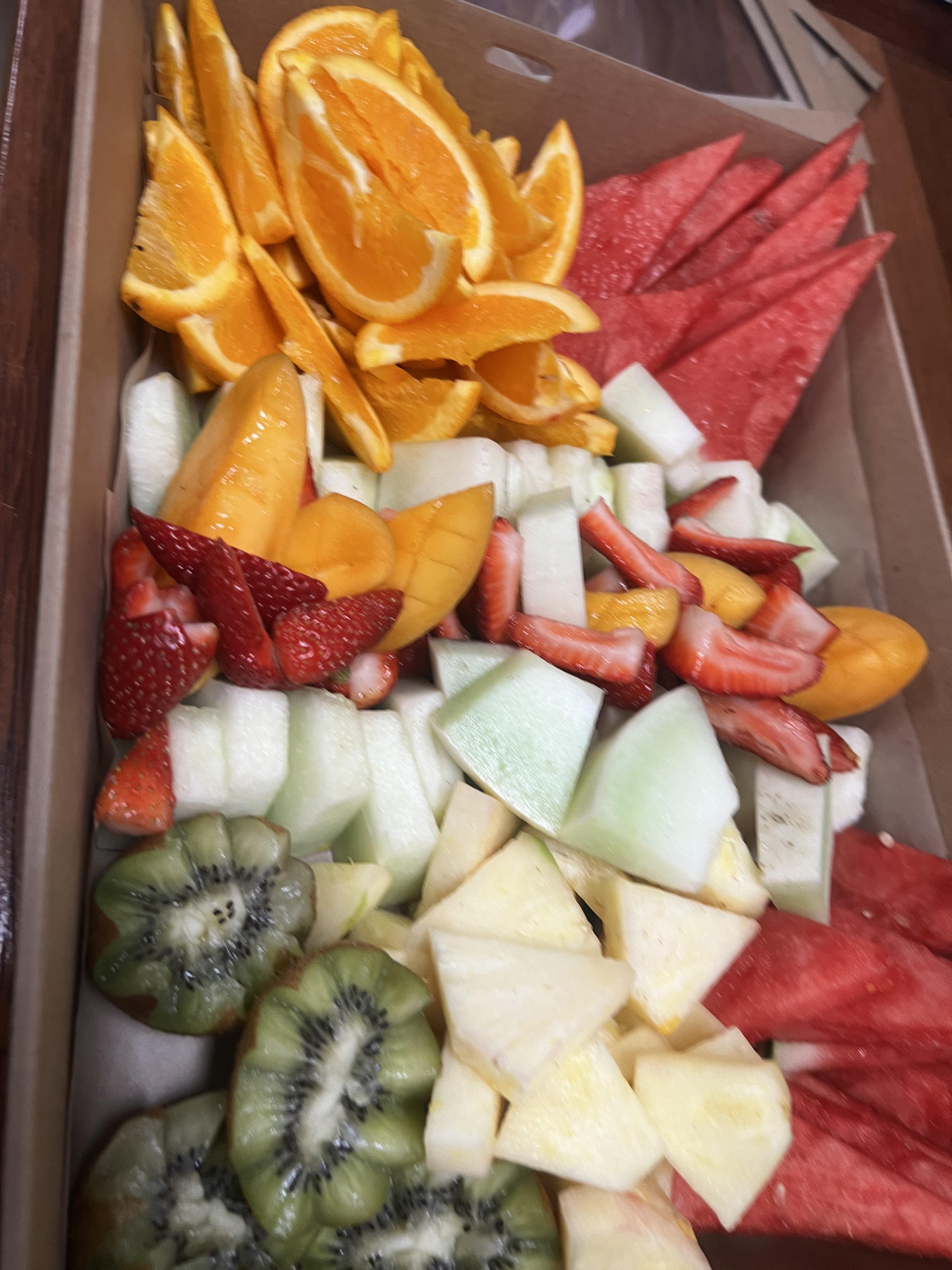 fruit-catering-box