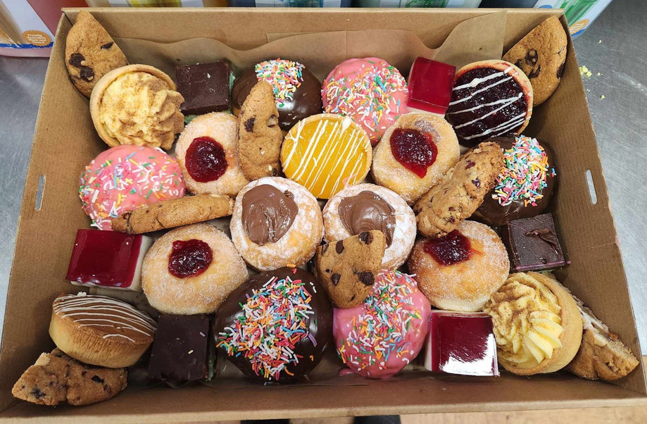 Slices & Mini Donut Sweets Catering Box